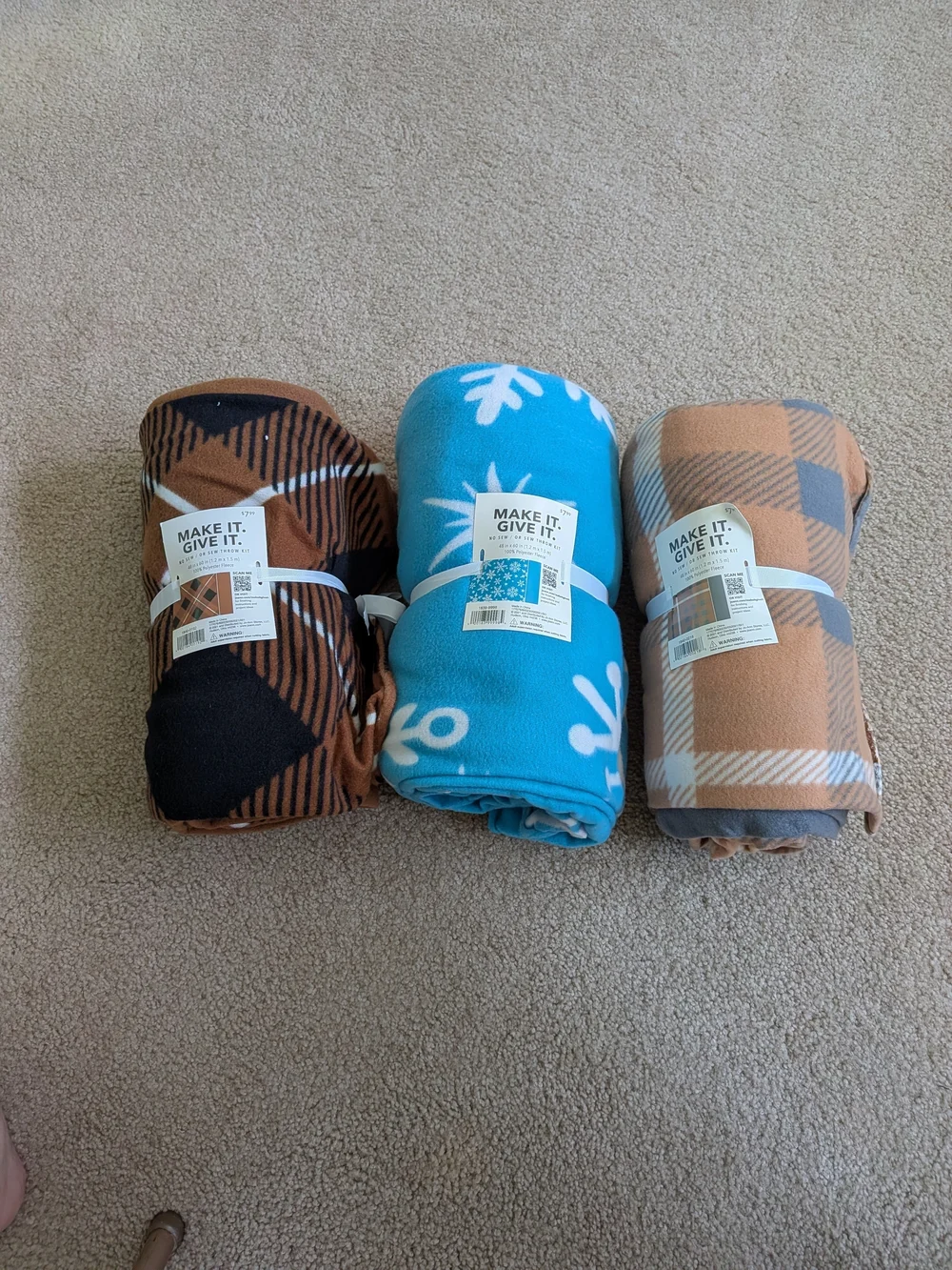 Make It. Give It. 3 Cozy Fleece Throw Blankets.